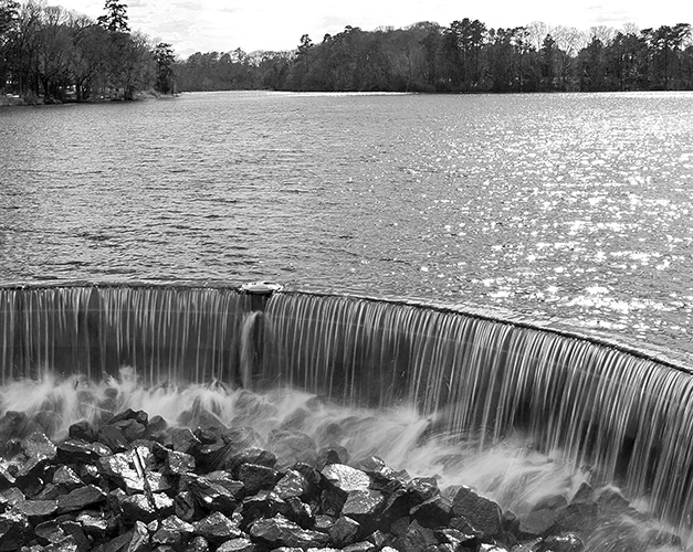 The dam and spillway we see today were built in 1815