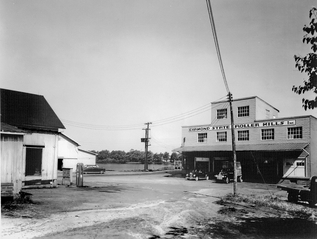 Diamond State Roller Mills Ca. 1950 (courtesy of Fred Pepper)